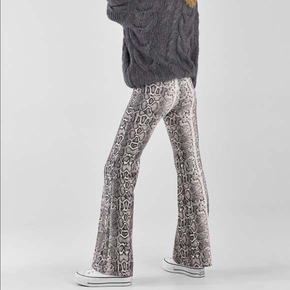 uniqlo ultra stretch skinny jeans review